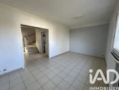 Immeuble à Pradines (46090)