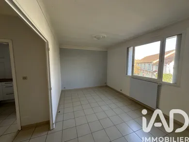 Immeuble à Pradines (46090)