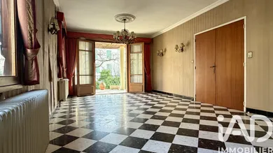 Architectural house in Carpentras (84200)