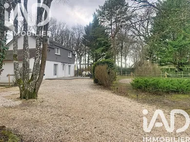 Maison traditionnelle à Chuelles (45220)