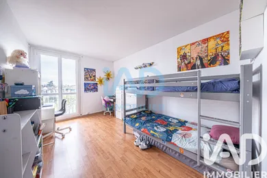 Apartment in Fresnes (94260)