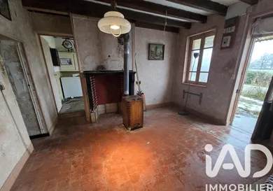 Maison traditionnelle à Villeneuve-sur-Allier (03460)