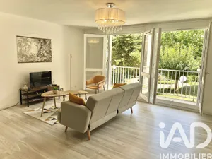 Apartment in Montigny-le-Bretonneux (78180)