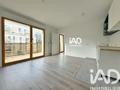 Apartment in Meudon (92360)