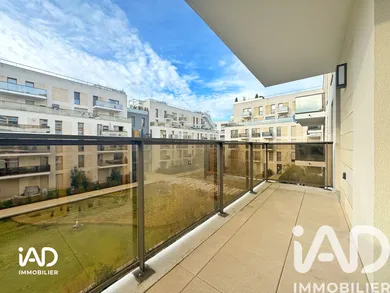 Apartment in Meudon (92360)