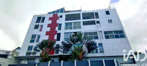 Building in Saint-Pierre (97410)