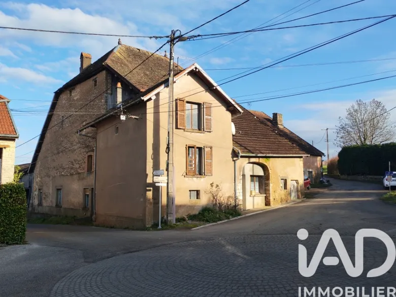 Maison 5 pièces 146 m² · à La Bretenière · 146 m² · 45 000 €