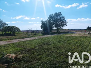 Building plot in Rahart (41160)