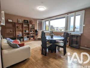 Apartment in Échirolles (38130)