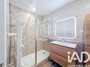 Apartment in Toulon (83000)