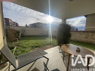 Apartment in Saint-Donat-sur-l'Herbasse (26260)