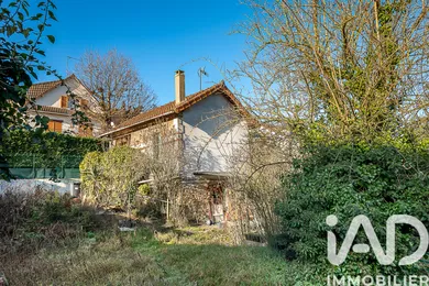 Building plot in Palaiseau (91120)
