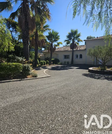 Townhouse in Sainte-Maxime (83120)