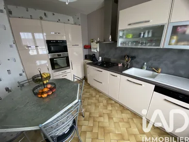 Detached house in Évron (53600)