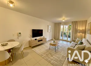 Apartment in Cogolin (83310)