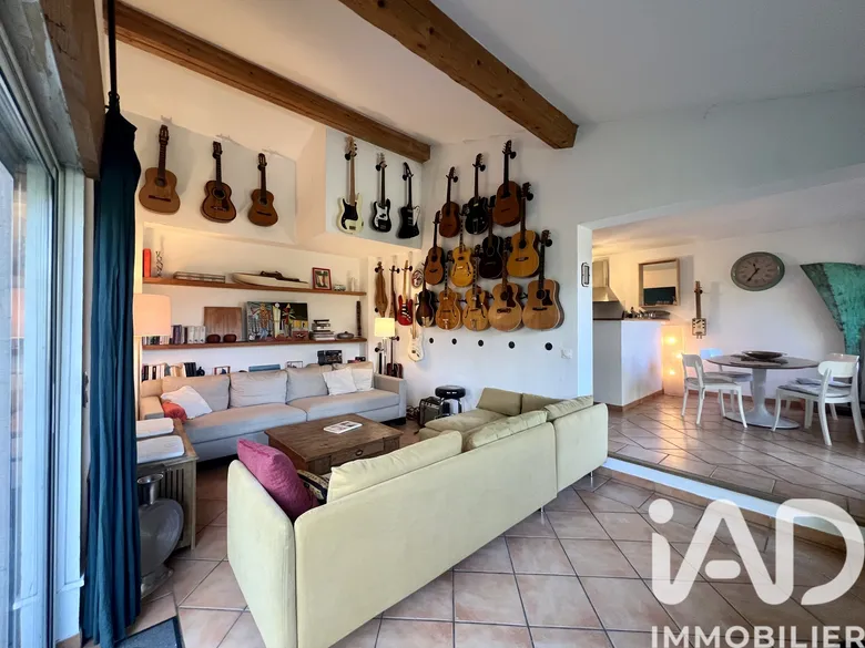 Maison 7 pièces 122 m² · à Grimaud · 122 m² · 630 000 €