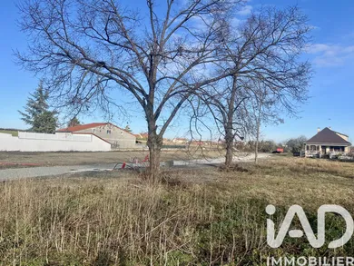 Land in Riom (63200)