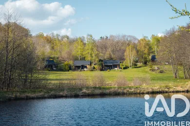 Gîte à Champs-sur-Tarentaine-Marchal (15270)