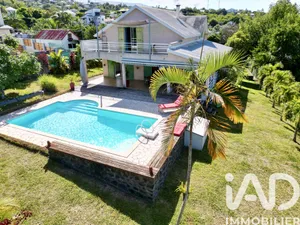 Architectural house in Le Tampon (97430)