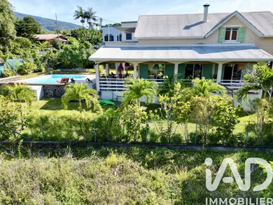 Architectural house in Le Tampon (97430)