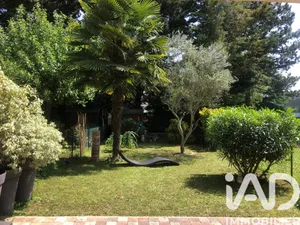 Apartment in Thiais (94320)