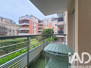 Apartment in SURESNES (92150)