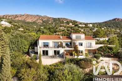 Apartment in Saint-Raphaël (83530)
