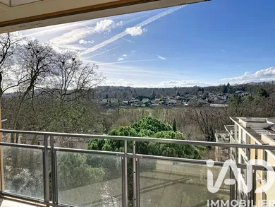 Apartment in Francheville (69340)