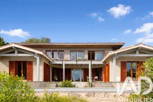 Maison traditionnelle à Porto-Vecchio (20137)