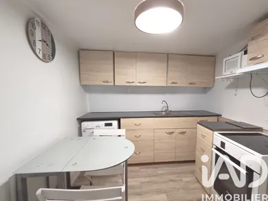 Appartement à Roussillon (84220)