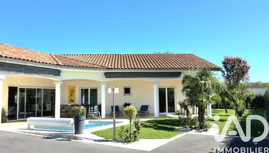 House in Neuville-sur-Saône (69250)