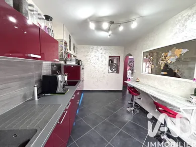 Maison à Valuéjols (15300)