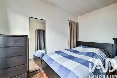 Apartment in Paris (75017)