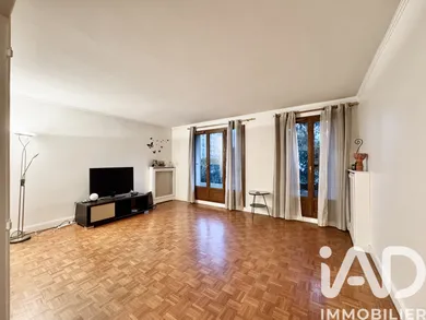 Apartment in Wissous (91320)