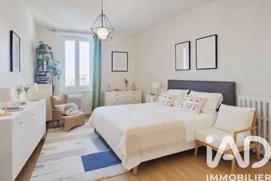 Apartment in Saint-Martin-en-Haut (69850)