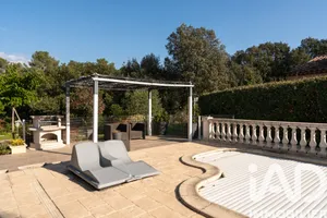 Maison à Aix-en-Provence (13100)