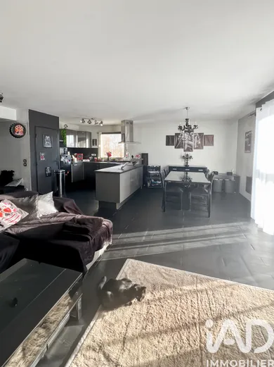 Apartment in Brie-Comte-Robert (77170)