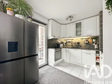 Apartment in Fleury-Mérogis (91700)