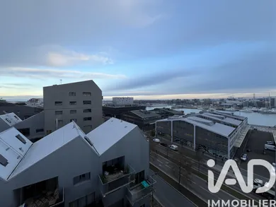 Appartement à Bordeaux (33300)