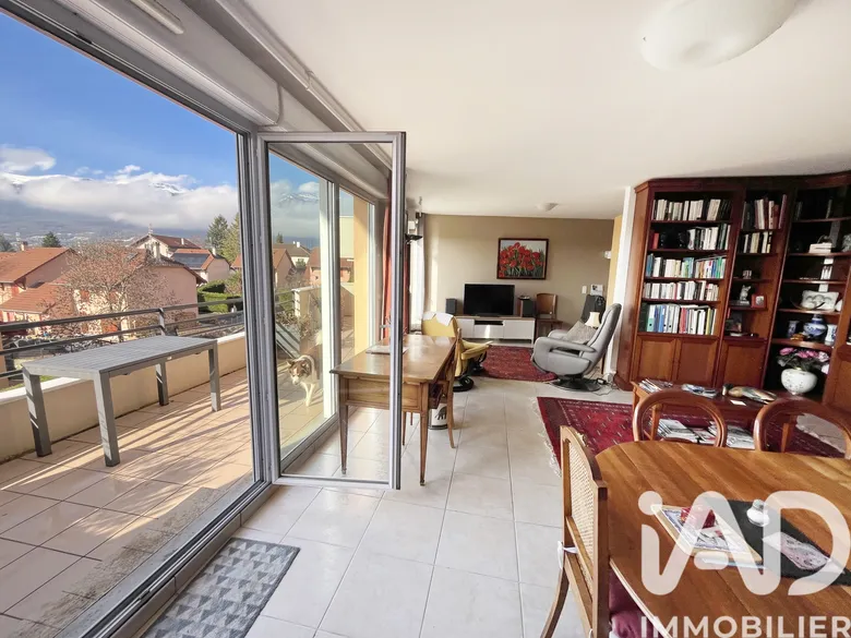 Appartement 4 pièces 126 m² · à Saint-Genis-Pouilly · 126 m² · 549 000 €