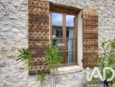Maison de village à Sahune (26510)