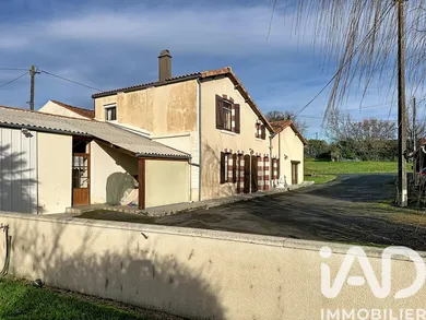 Maison de campagne à Secondigny (79130)