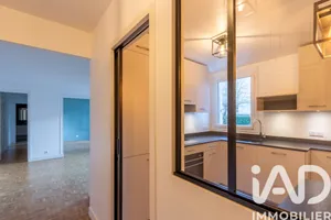 Apartment in Versailles (78000)