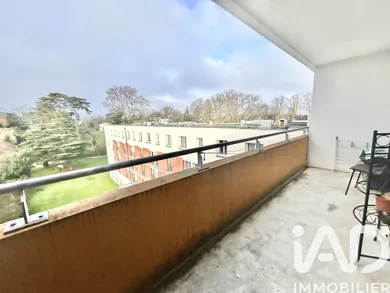 Apartment in Toulouse (31100)