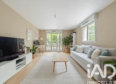 Apartment in Épinay-sur-Seine (93800)