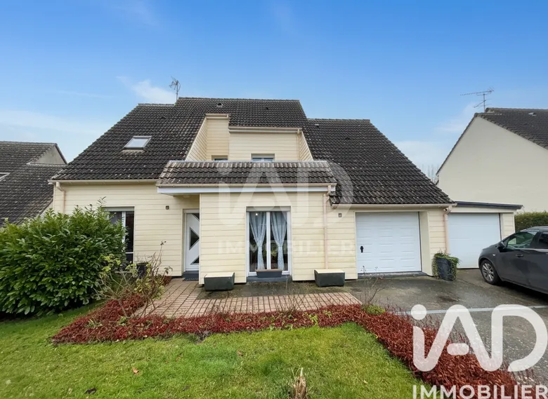 Maison 7 pièces 143 m² · à Fontaine-le-Dun · 142,5 m² · 273 000 €