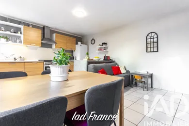 Maison de ville à Nézel (78410)