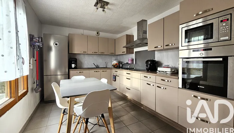 Maison 5 pièces 124 m² · à Le Gallet · 124 m² · 165 000 €