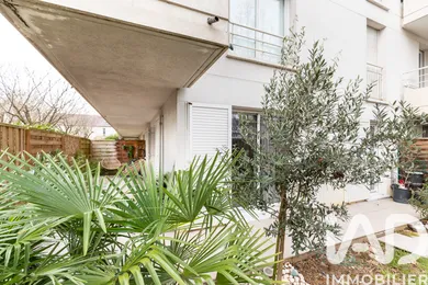 Appartement à Sainte-Geneviève-des-Bois (91700)