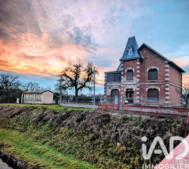 Maison de campagne à Tugny-et-Pont (02640)